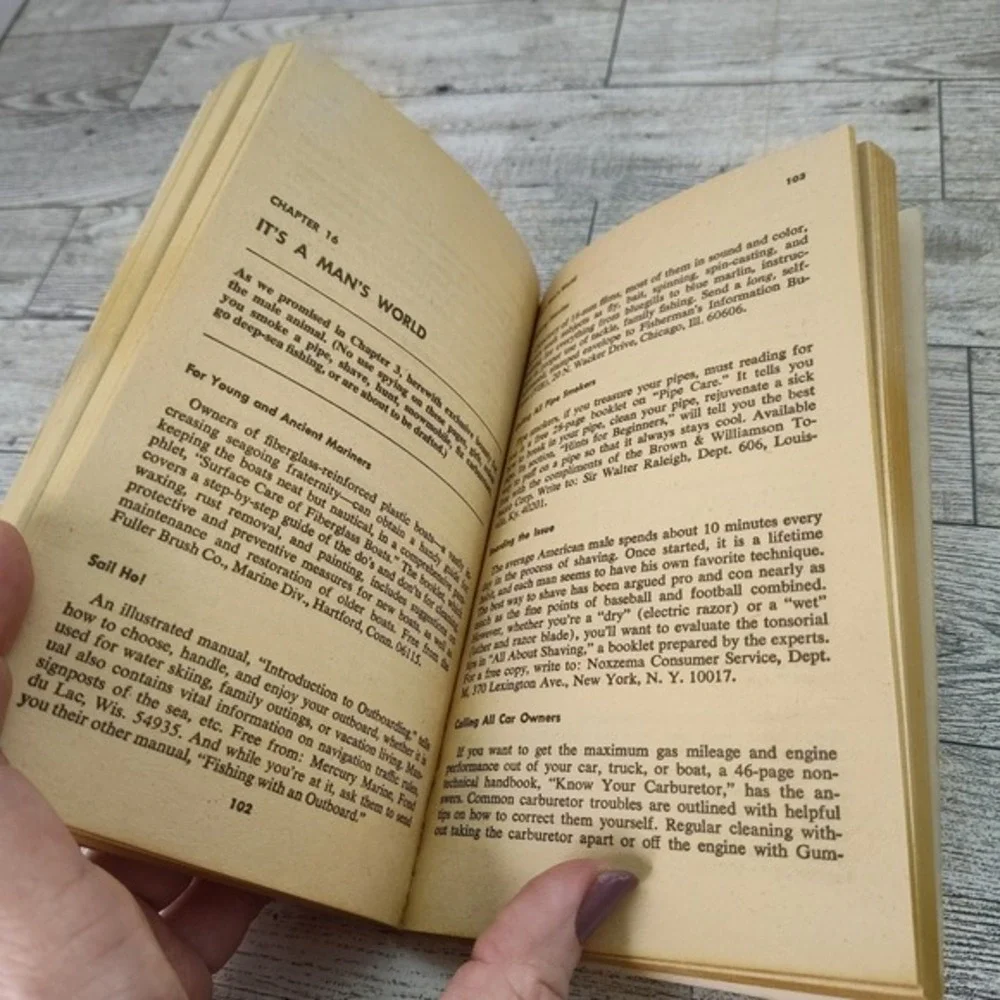 1001 Valuable Things You Can Get For Free Mort Weisinger 1972 Bantam Vintage‎ PB